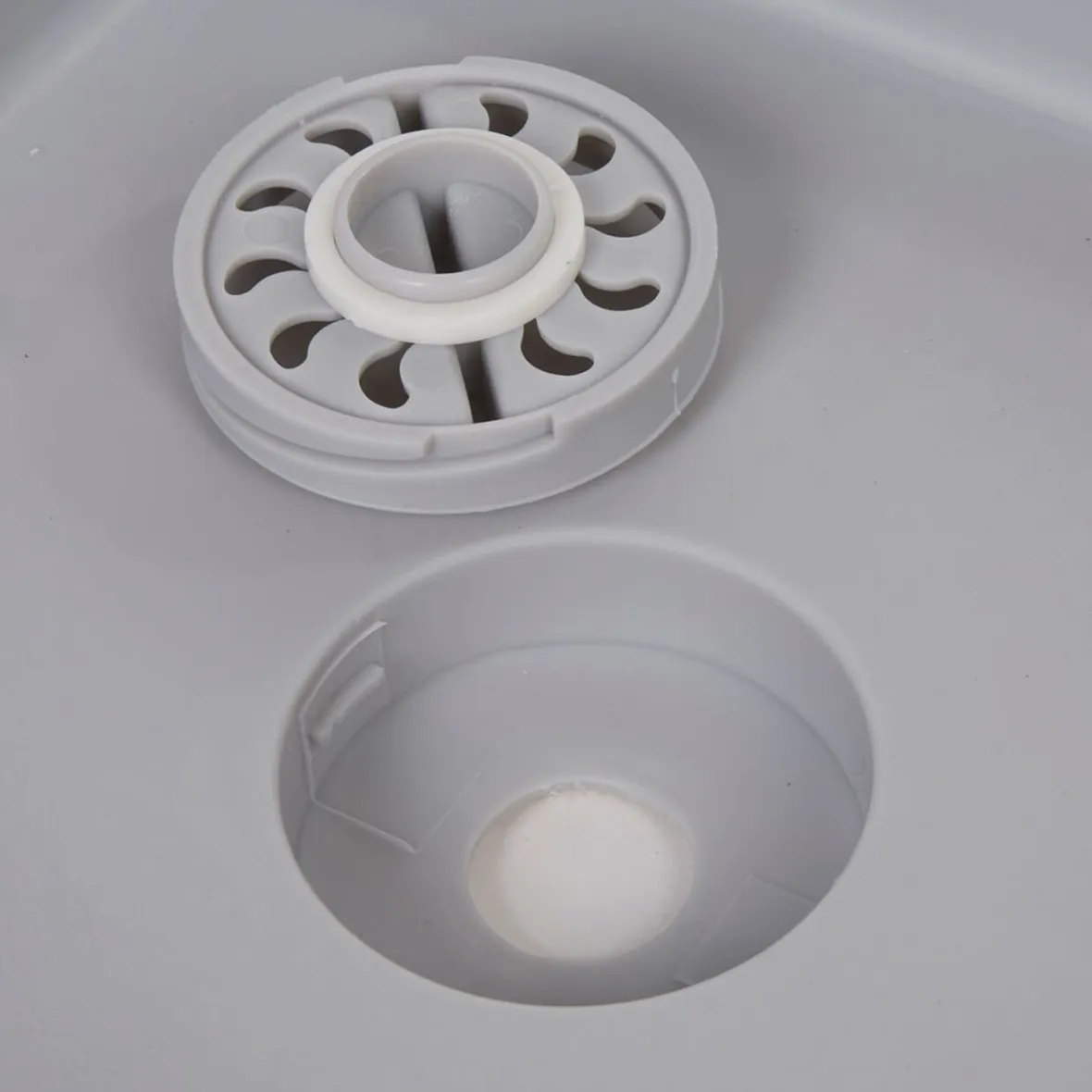 Bassine rétractable bouchon évideur grise et bleue Nettoyage Et Entretien