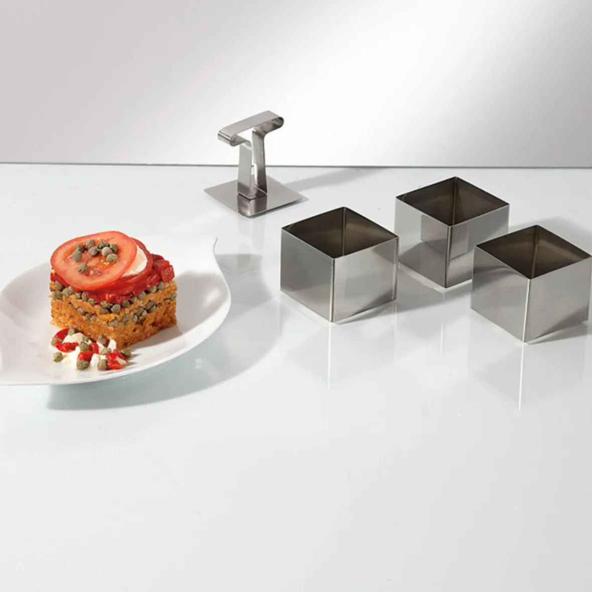 Gifi Cuisson^Carré de présentation X3 et poussoir
